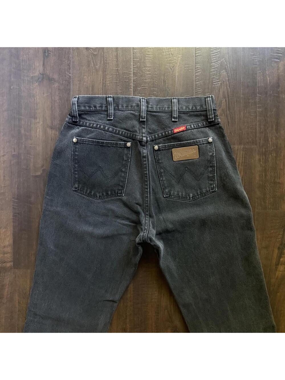 Vintage Western High Waisted Rodeo Cowgirl Wrangler Jeans 28"